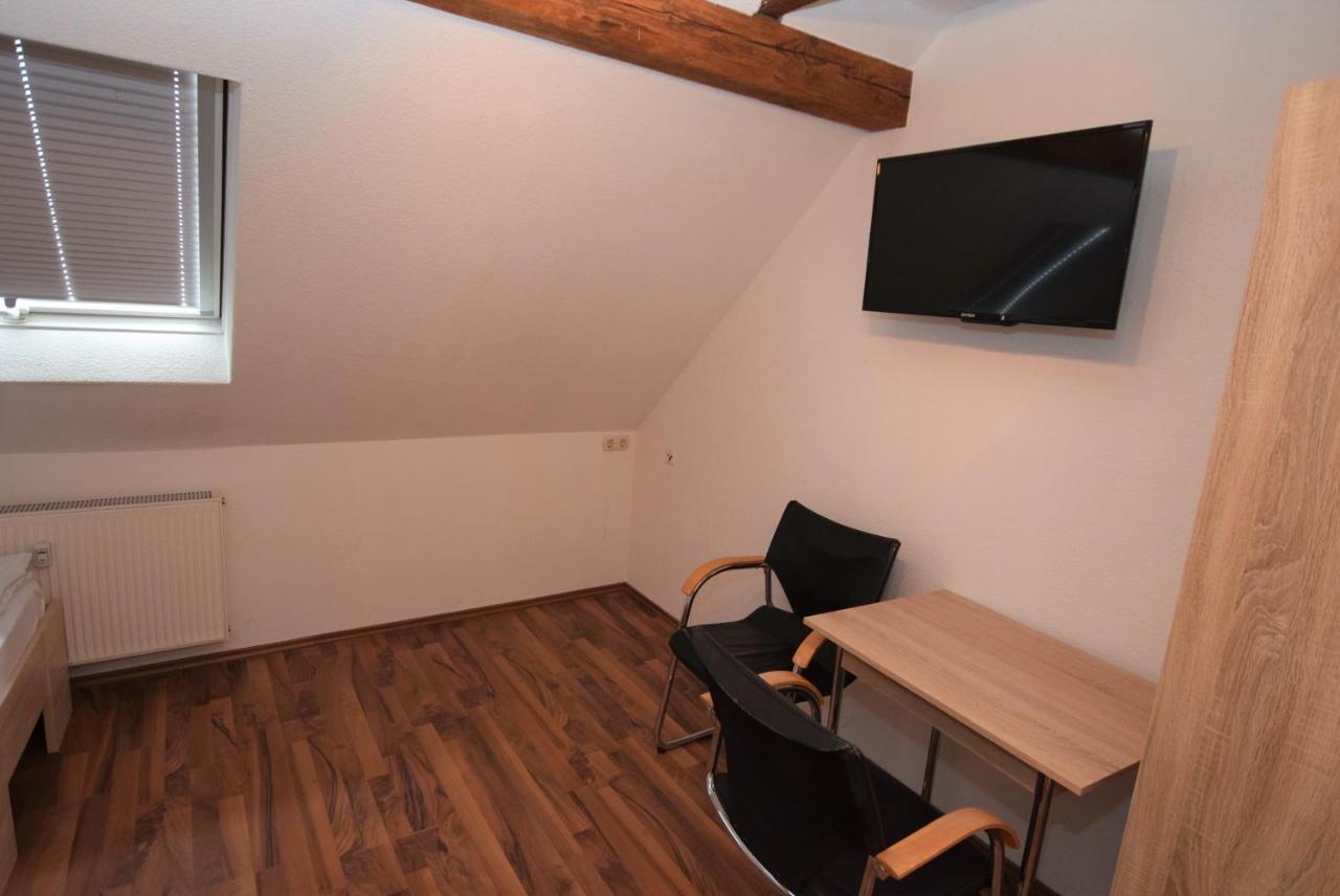 Nuertingen Zimmer Esterno foto
